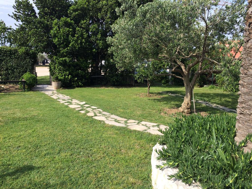 Yacht Beach Apartments Kaštela Zewnętrze zdjęcie